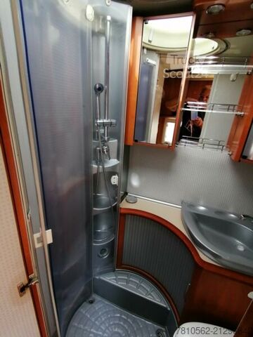 Półzintegrowany kamper Hobby D 600 GFL Toskana