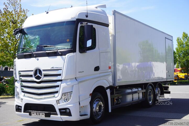 Gekoelde vrachtwagens Mercedes-Benz Actros 2542 / GIGA cabin / Thermoking