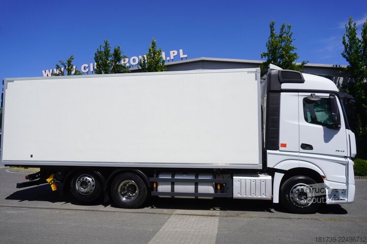 Gekoelde vrachtwagens Mercedes-Benz Actros 2542 / GIGA cabin / Thermoking