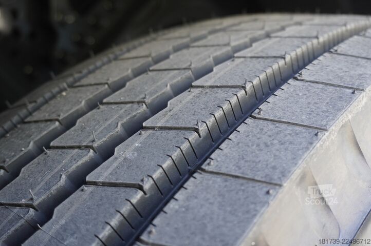 Gekoelde vrachtwagens Mercedes-Benz Actros 2542 / GIGA cabin / Thermoking