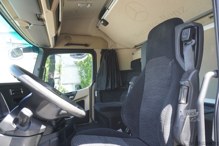 Gekoelde vrachtwagens Mercedes-Benz Actros 2542 / GIGA cabin / Thermoking
