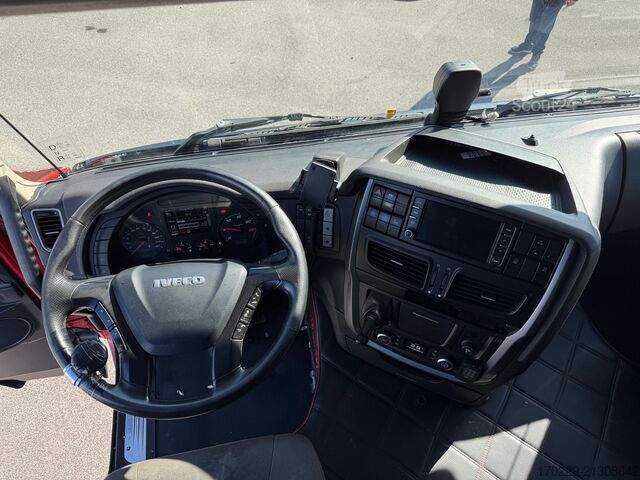 Camión con caja móvil Iveco STRALIS AS260S48