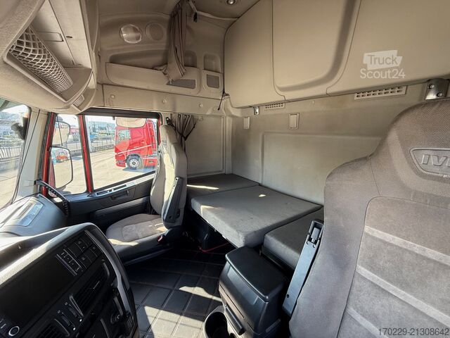 Camión con caja móvil Iveco STRALIS AS260S48