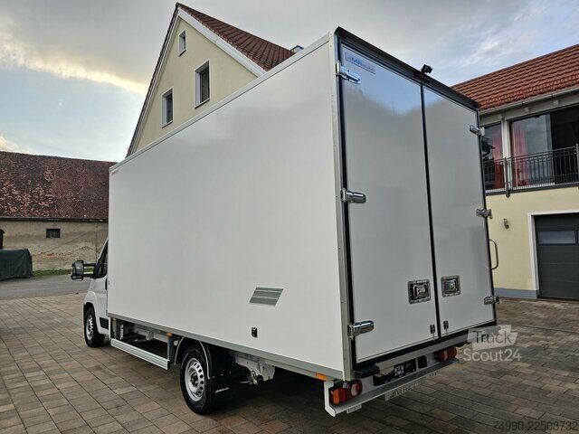 Varebil Fiat Ducato MAXI 35 Sandwichkoffer 4,9 Meter Navi