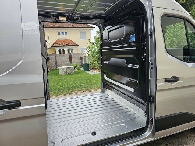 Varebil Renault Master L2H2 170 Automatik 2x Schiebetüren LED