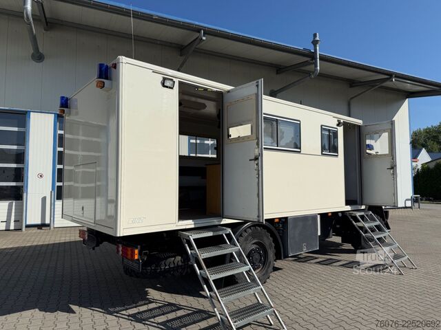 Camião de caixa fechada MERCEDES-BENZ 917 A 4x4 Allrad Einzelbereift 6m Koffer Klima