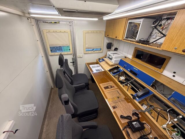 Caravana/autocaravana MERCEDES-BENZ MB 917 A 4x4 Allrad Koffer 6m Klima Heizung
