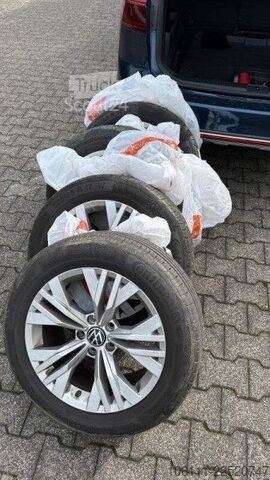 Minibus VW Passat Variant Alltrack 4Motion 2.0 TDI HeadUP