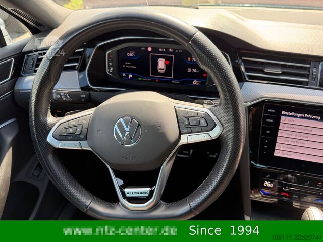 Minibus VW Passat Variant Alltrack 4Motion 2.0 TDI HeadUP