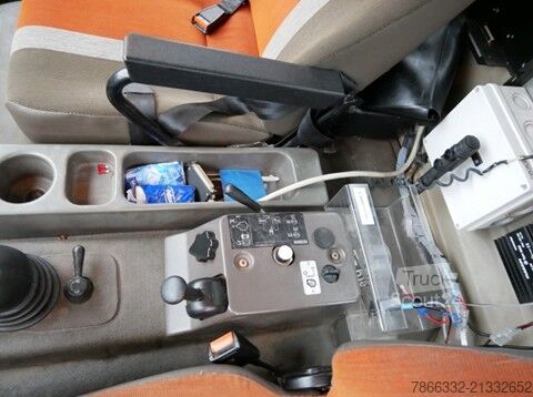 Tankbrandbil TLF24/50 4x4 IVECO-MAGIRUS 4x4 160-30 AHW - 24/50 - 4910 Liter Wasser