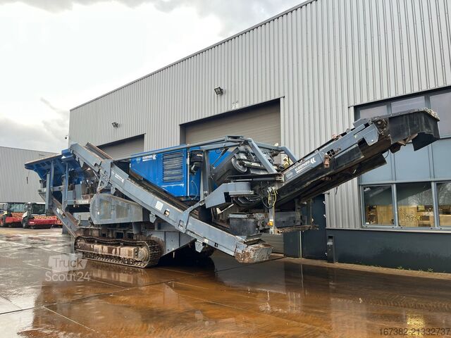 équipement de concassage Kleemann Mobirex MR130Z