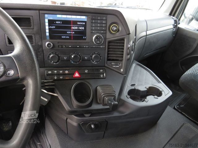 Camião basculante MERCEDES-BENZ Arocs 4143 8x4 4 Achs Muldenkipper