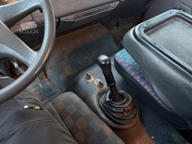 Automobilis ar plakanu platformu MERCEDES-BENZ Ecoliner 1520  / Maschinen / Traktoren Transport