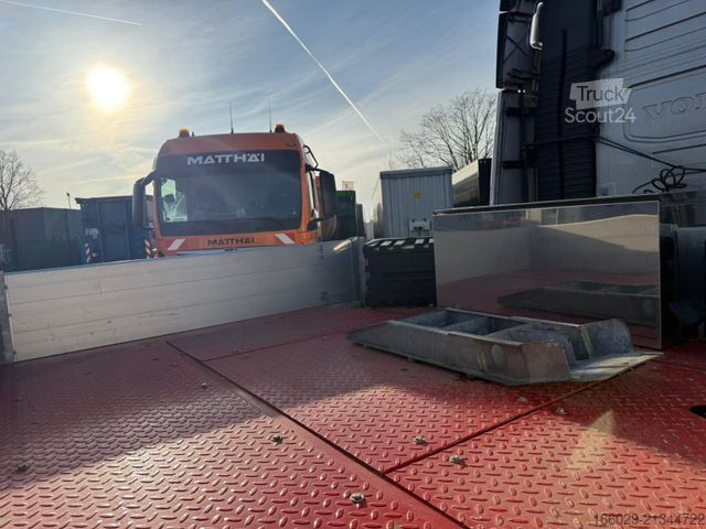 Semirimorchio ribassato KÄSSBOHRER SLL 2/2H 2-Achs Tiefbett Hydraulische Lenkung