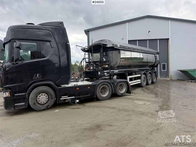 Standard-SZM Scania R580 6x2 tractor unit w/ tipping hydraulics and ne