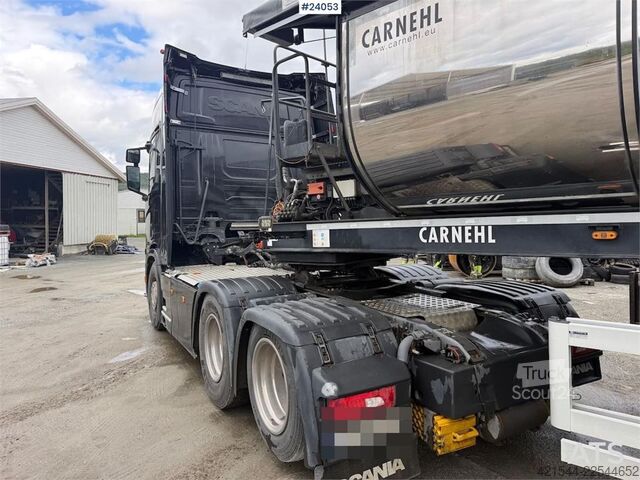 Standard-SZM Scania R580 6x2 tractor unit w/ tipping hydraulics and ne