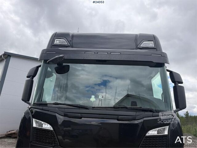 Standard-SZM Scania R580 6x2 tractor unit w/ tipping hydraulics and ne