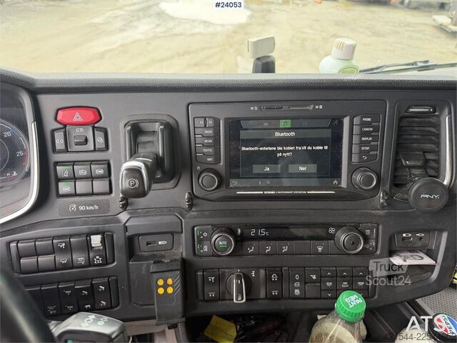Standard-SZM Scania R580 6x2 tractor unit w/ tipping hydraulics and ne
