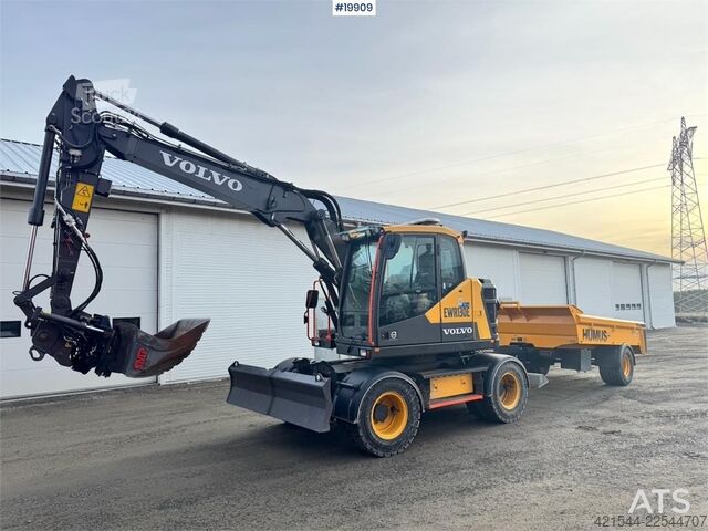Tela-alustainen kaivinkone Volvo EWR130 Wheeled Excavator with Rototilt and 2 Bucke