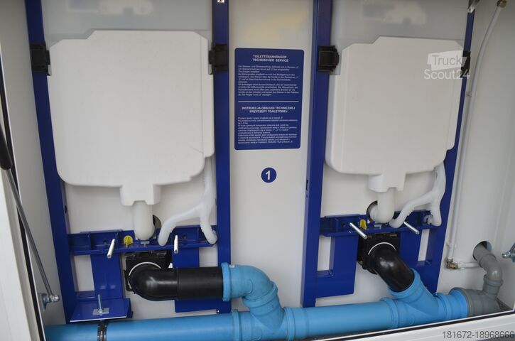 Kofferanhänger Blyss Toilettenwagen
