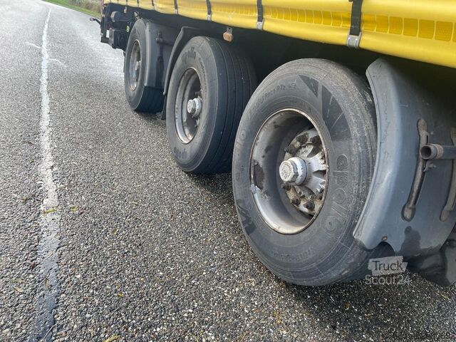 Плъзгащи се брезенти Tracon Trailers TO 3 Stuuras / Lift-as / Sluitende Laadklep / N...