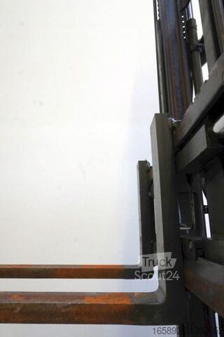 Iekrāvējs Linde H 20 CNG EVO 391-00