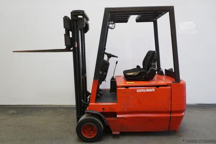 Iekrāvējs Linde E 18 Z 322