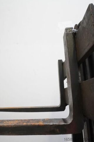 Iekrāvējs Linde E 18 Z 322