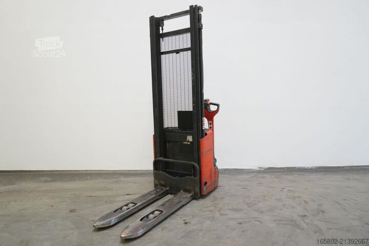 Stivuitor manual Linde L 12 1172
