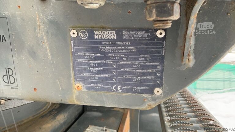 Hjulgraver Wacker Neuson 6503 with 3 excavator buckets