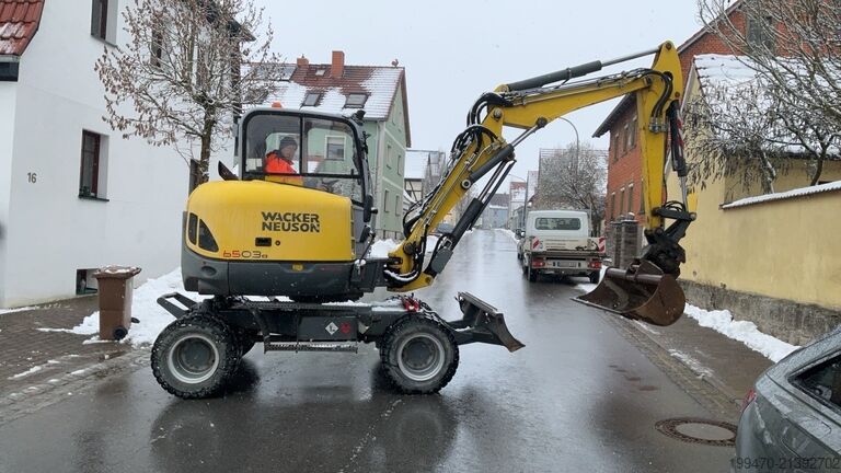 Hjulgraver Wacker Neuson 6503 with 3 excavator buckets