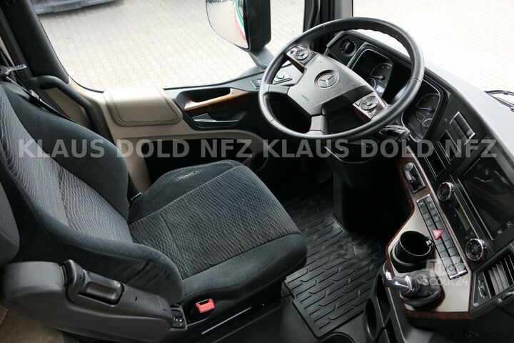 Standardní tahač MERCEDES-BENZ Actros 1842 BigSpace XL-Tank Euro 6