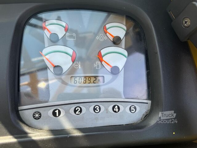 4-kolesni viličar Hyster H 5.5 XM // Full cabin // Only 6089 hour