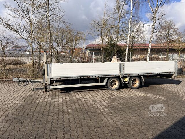 Avoperävaunu Humbaur HBTZ 137224  14,4 t Tandem- Pritschenanhänger- Tieflader