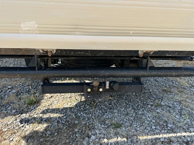 Kombijevsko vozilo IVECO Daily  35C12