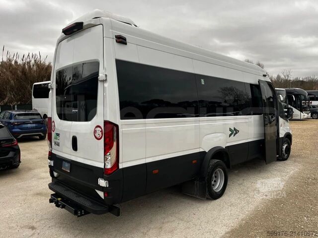 Transport de personnes IVECO Daily