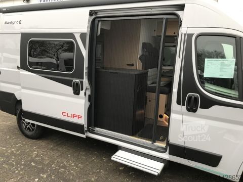 Lakóautó Sunlight Camper Van CLIFF 602 Adventure Edition