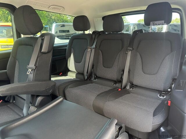 Мікроавтобус Mercedes-Benz EQV 300 Lang 7Sitzer Distr Multibeam ServiceFrei