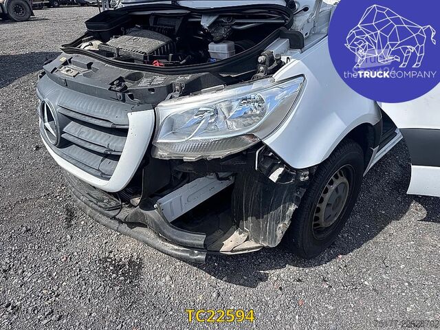 Kufor Mercedes-Benz Sprinter 314 CDI BOX + LIFT