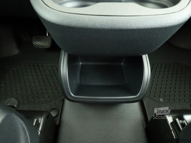 Minibus Mercedes-Benz Vito 116 CDI Tourer 2 x Schiebetür 5 Sitze
