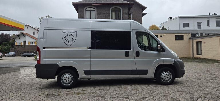 Furgone box alto + lungo Peugeot Boxer 3.0 HDI L2H2 6-SITZER 8X BEREIFT