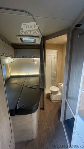 Ημι-ενσωματωμένο αυτοκινούμενο τροχόσπιτο Fiat Ducato Carasuite 650 MF Teilintegriert | Voll ausgestattet