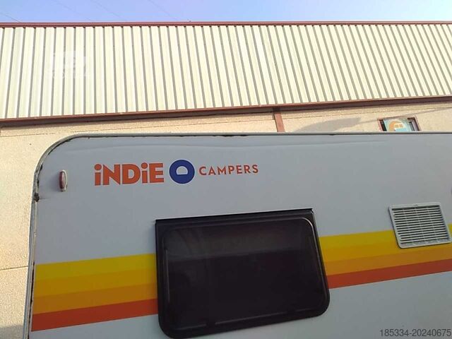 Ημι-ενσωματωμένο αυτοκινούμενο τροχόσπιτο Fiat Ducato Carasuite 650 MF Teilintegriert | Voll ausgestattet