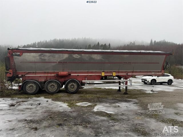 Vest-Trail Red River aszfalt félpótkocsi kitoló rendszerrel  Vest-Trail Red River asphalt semi with a push-off