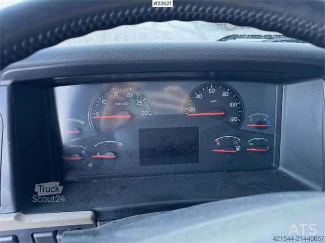 Standard-SZM Volvo FH520 tractor unit. 141,000 km!