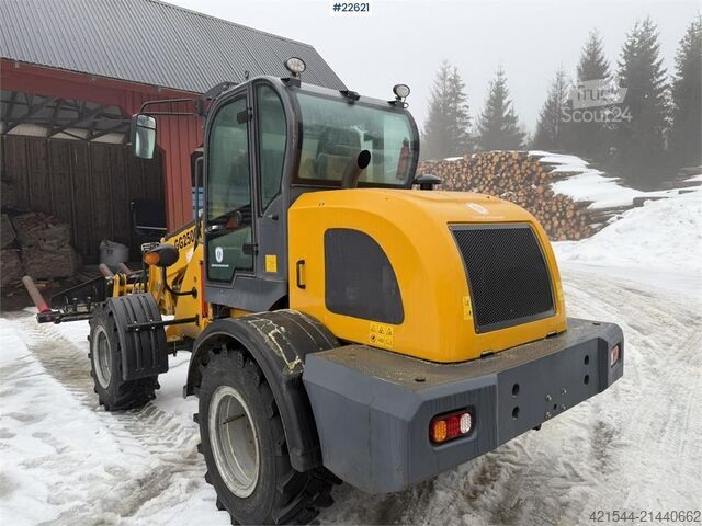 Yükleyici Günter Grossmann Ladowarka GG2500T telehandler with a bucket and l