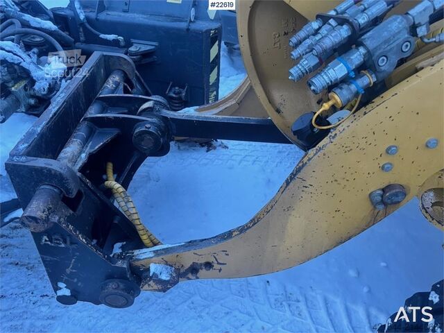 Rakodógép CAT 906H2