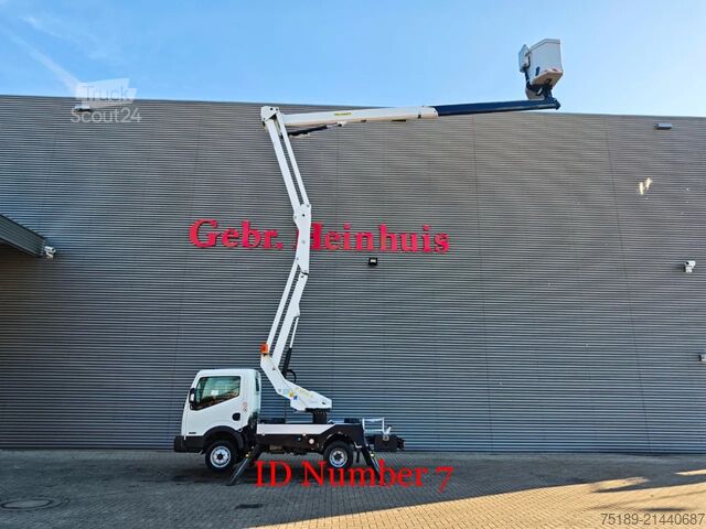 Hefplatform Nissan Cabstar 35.13 NT400 Palfinger P200A