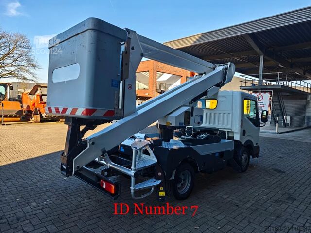 Hefplatform Nissan Cabstar 35.13 NT400 Palfinger P200A