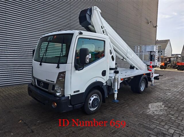 Plate-forme de levage Nissan Cabstar 35.12 NT400 Ruthmann TB270.2